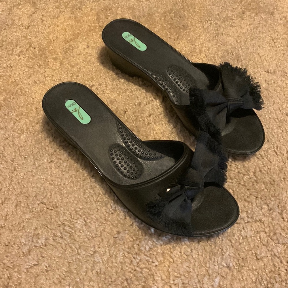 Black Bow Sandals